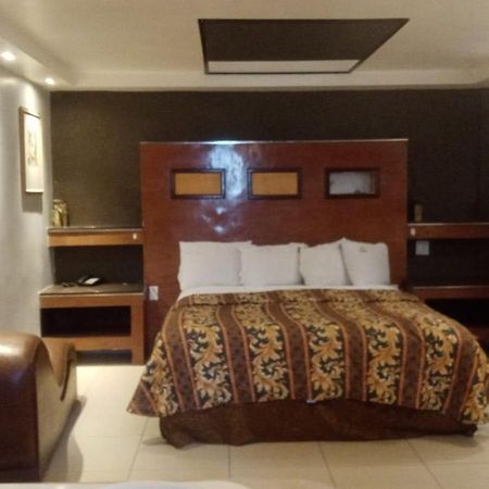 Hotel Tapatio Tijuana Bagian luar foto